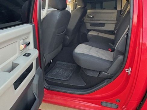 Used 2012 RAM 1500 Big Horn w/ Luxury Group image 10