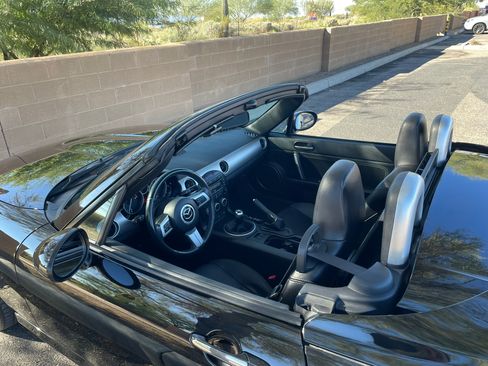 Used 2012 MAZDA MX-5 Miata Grand Touring image 13