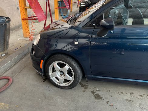 Used 2015 FIAT 500 Pop image 19