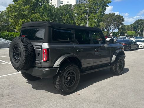 Used 2022 Ford Bronco Wildtrak image 4