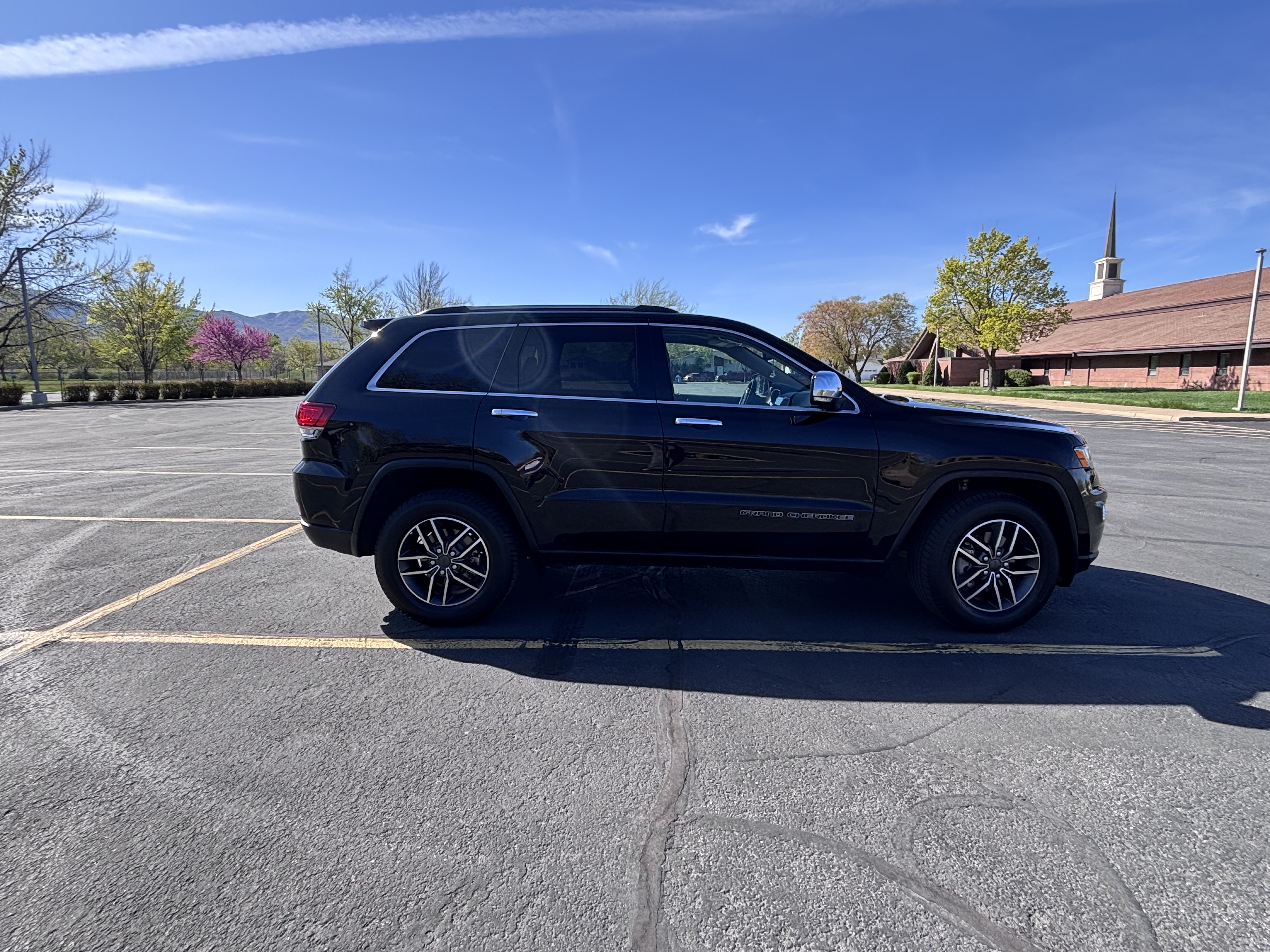 Used 2020 Jeep Grand Cherokee Limited w/ Luxury Group II AWD/4WD image 6