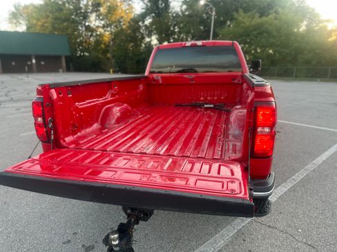 Used 2018 Chevrolet Silverado 2500 W/T w/ WT Fleet Convenience Package image 6