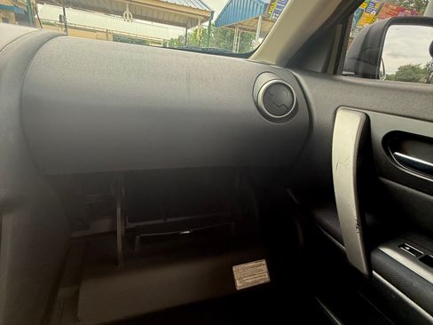 Used 2009 Nissan Rogue SL FWD image 9