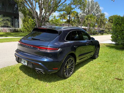 Used 2023 Porsche Macan AWD/4WD image 6