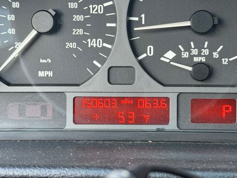 Used 2003 BMW 325i Wagon image 18