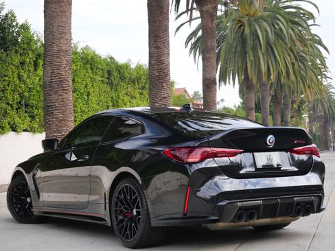 Used 2023 BMW M4 CSL image 10