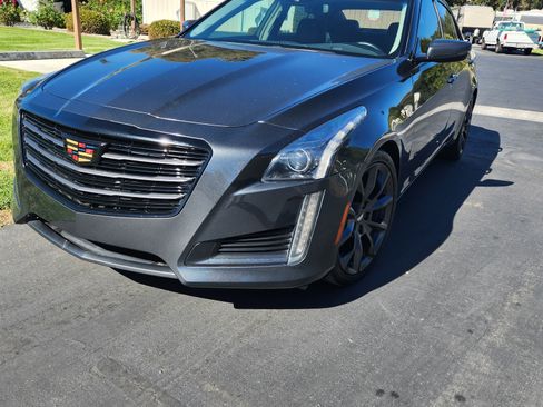 Used 2017 Cadillac CTS Luxury image 4