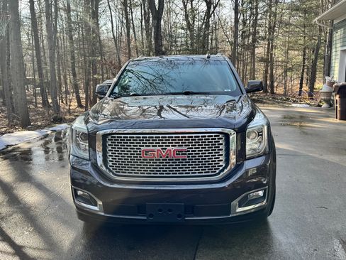 Used 2015 GMC Yukon XL Denali w/ Premium Package image 6