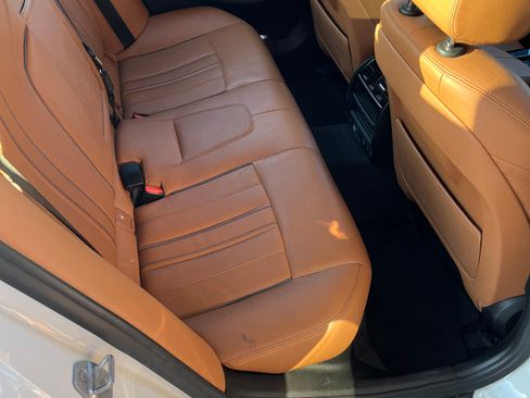 Used 2018 BMW 540i RWD image 15