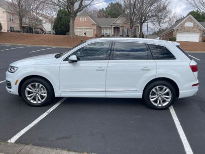 Used 2017 Audi Q7 3.0T Premium Plus w/ Premium Plus Package