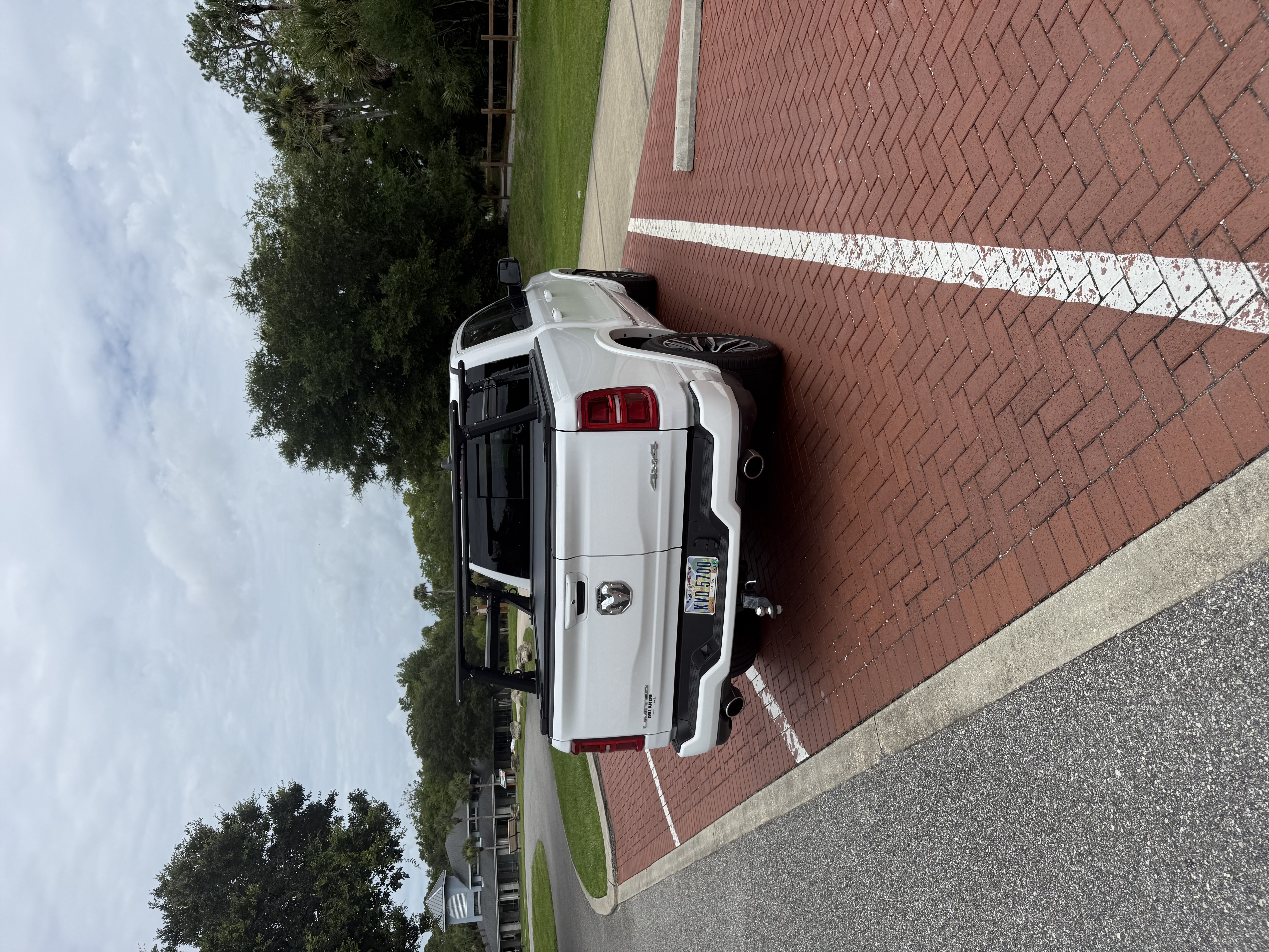 Used 2026 RAM 1500 Limited w/ Body Color Bumper Group AWD/4WD image 8