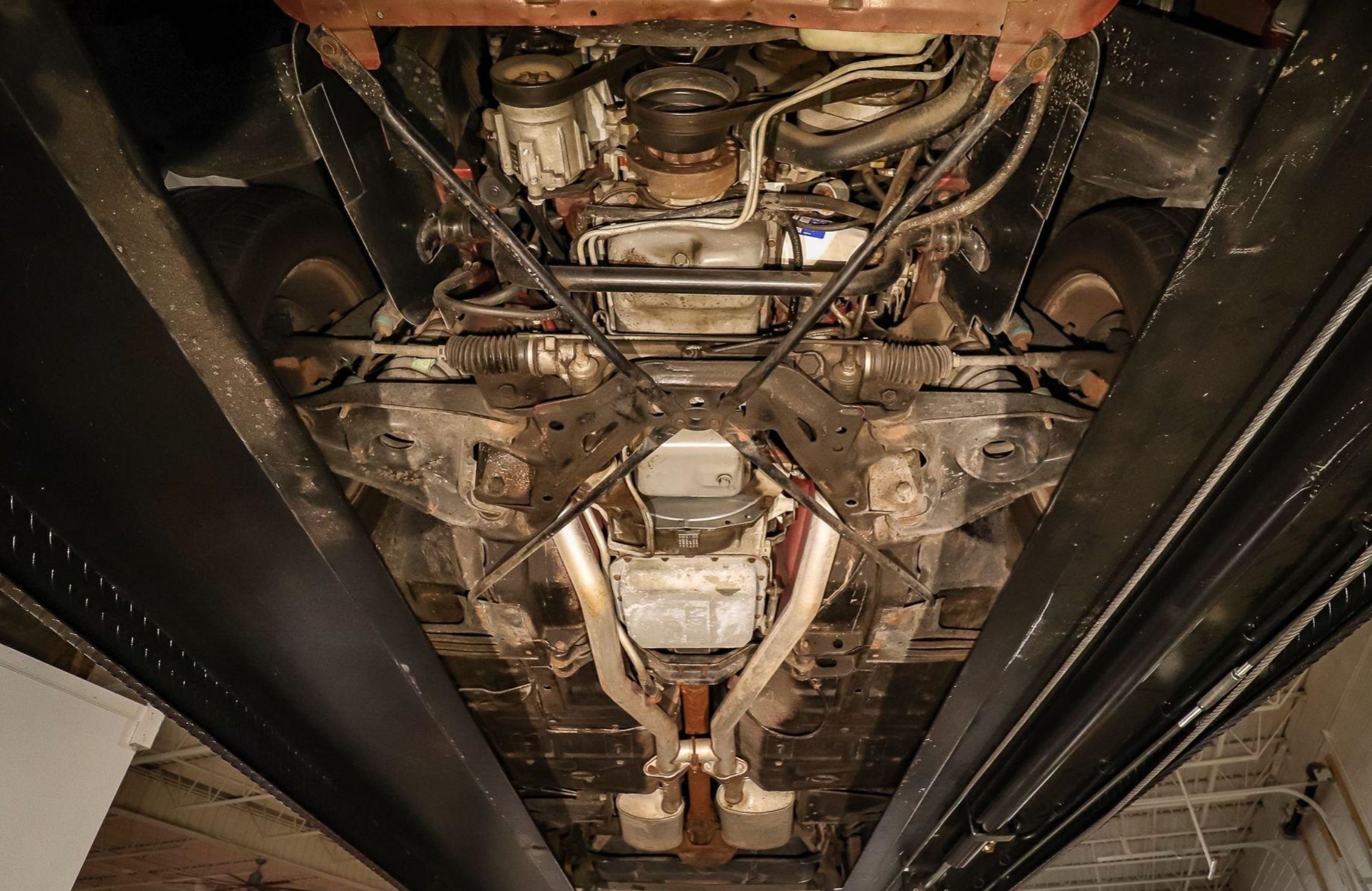 Used 1992 Ford Mustang GT RWD image 28