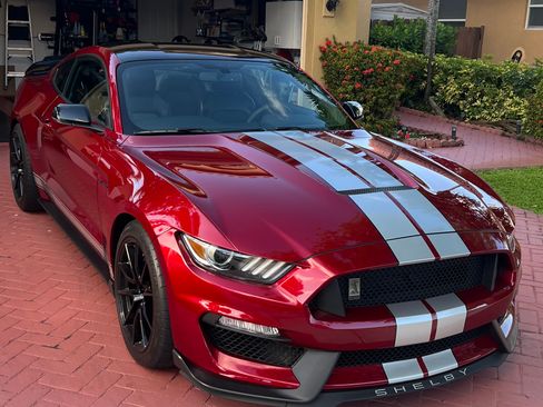 Used 2019 Ford Mustang Shelby GT350 w/ Technology Package image 17