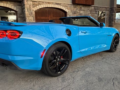 Used 2023 Chevrolet Camaro LT w/ RS Package image 2