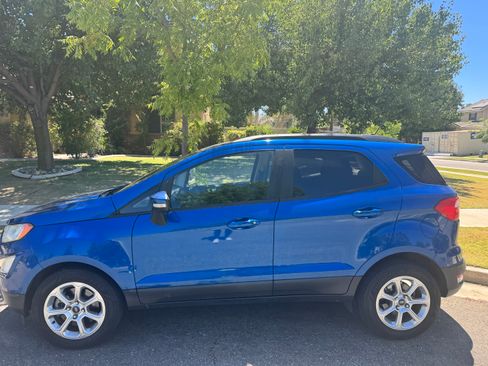 Used 2018 Ford EcoSport SE w/ SE Convenience Package FWD image 5