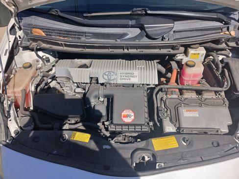 Used 2011 Toyota Prius Four image 14