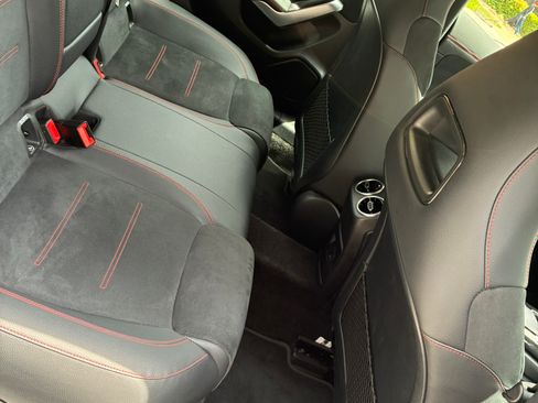 Used 2022 Mercedes-Benz CLA 250 image 22