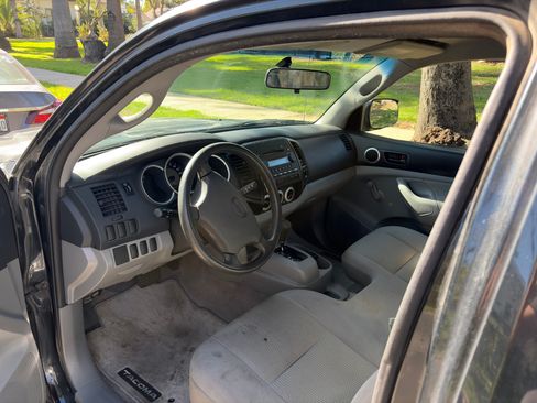 Used 2006 Toyota Tacoma 2WD Regular Cab image 15