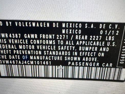 Used 2012 Volkswagen Jetta GLI FWD image 17