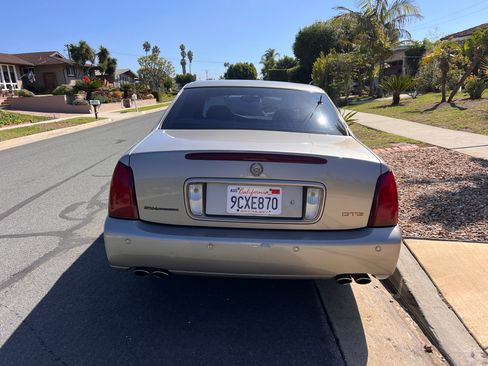 Used 2000 Cadillac De Ville DTS w/ Comfort/Convenience Pkg image 6