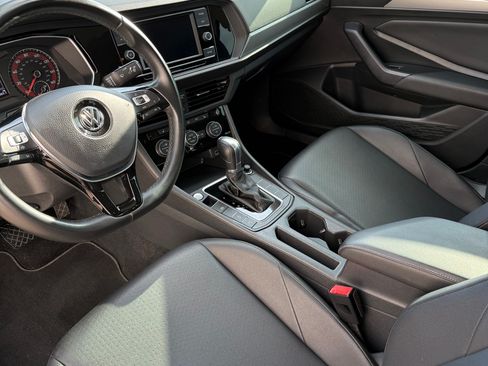 Used 2019 Volkswagen Jetta SE FWD image 8