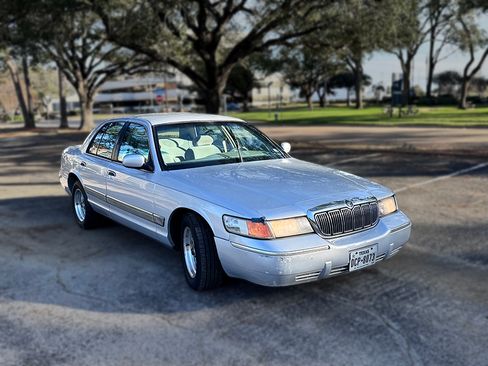 Used 1999 Mercury Grand Marquis GS image 2