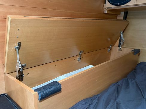 Used 2019 Mercedes-Benz Sprinter 144 image 22