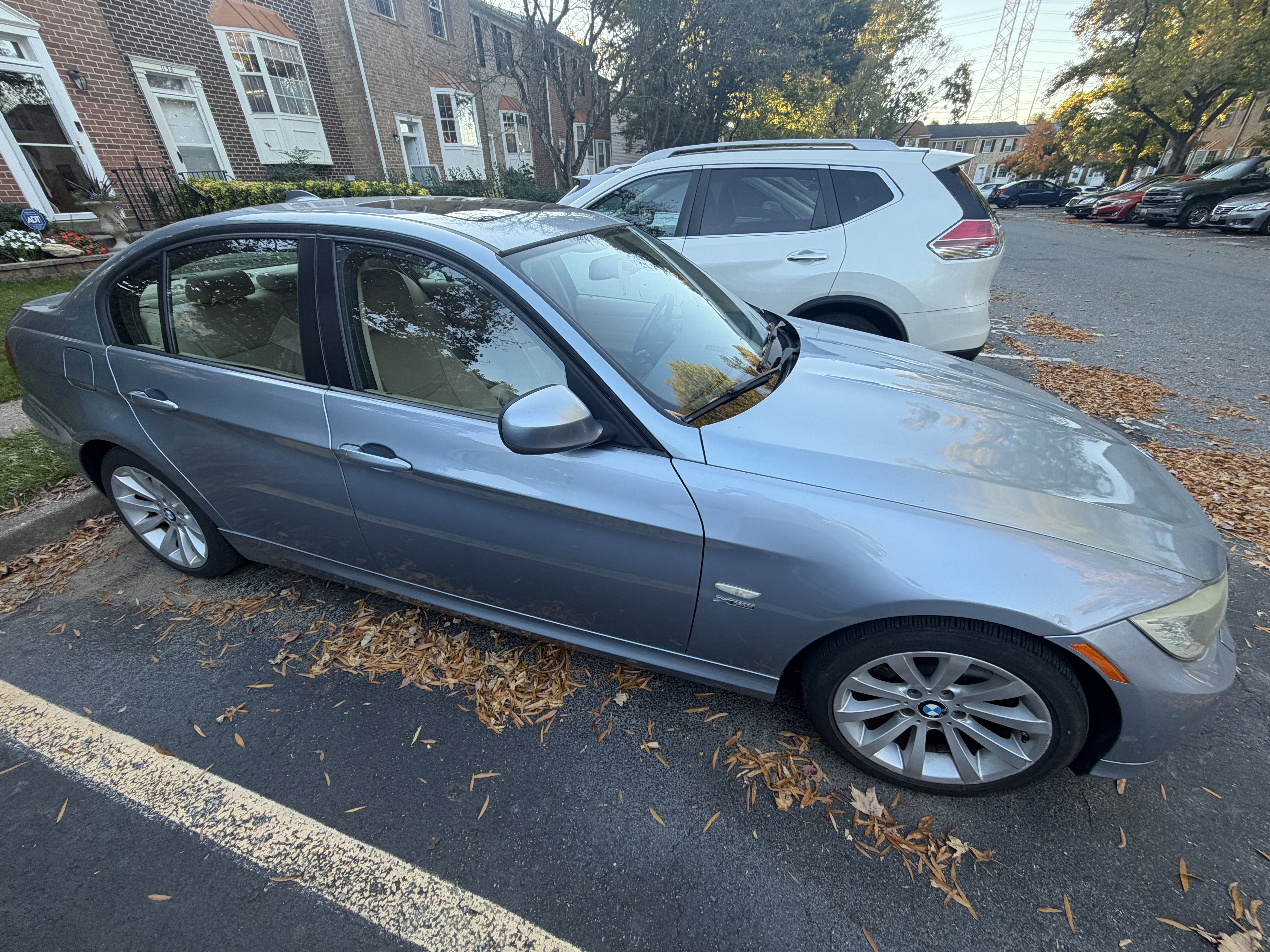 Used 2011 BMW 328i xDrive Sedan AWD/4WD image 8