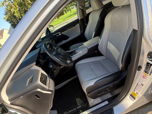 Used 2018 Lexus RX 350 AWD w/ Premium Package image 22