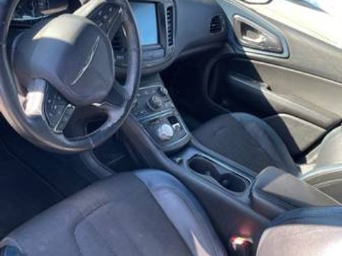 Used 2015 Chrysler 200 S w/ Navigation & Sound Group I image 14