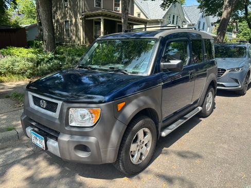 Used 2003 Honda Element EX image 1