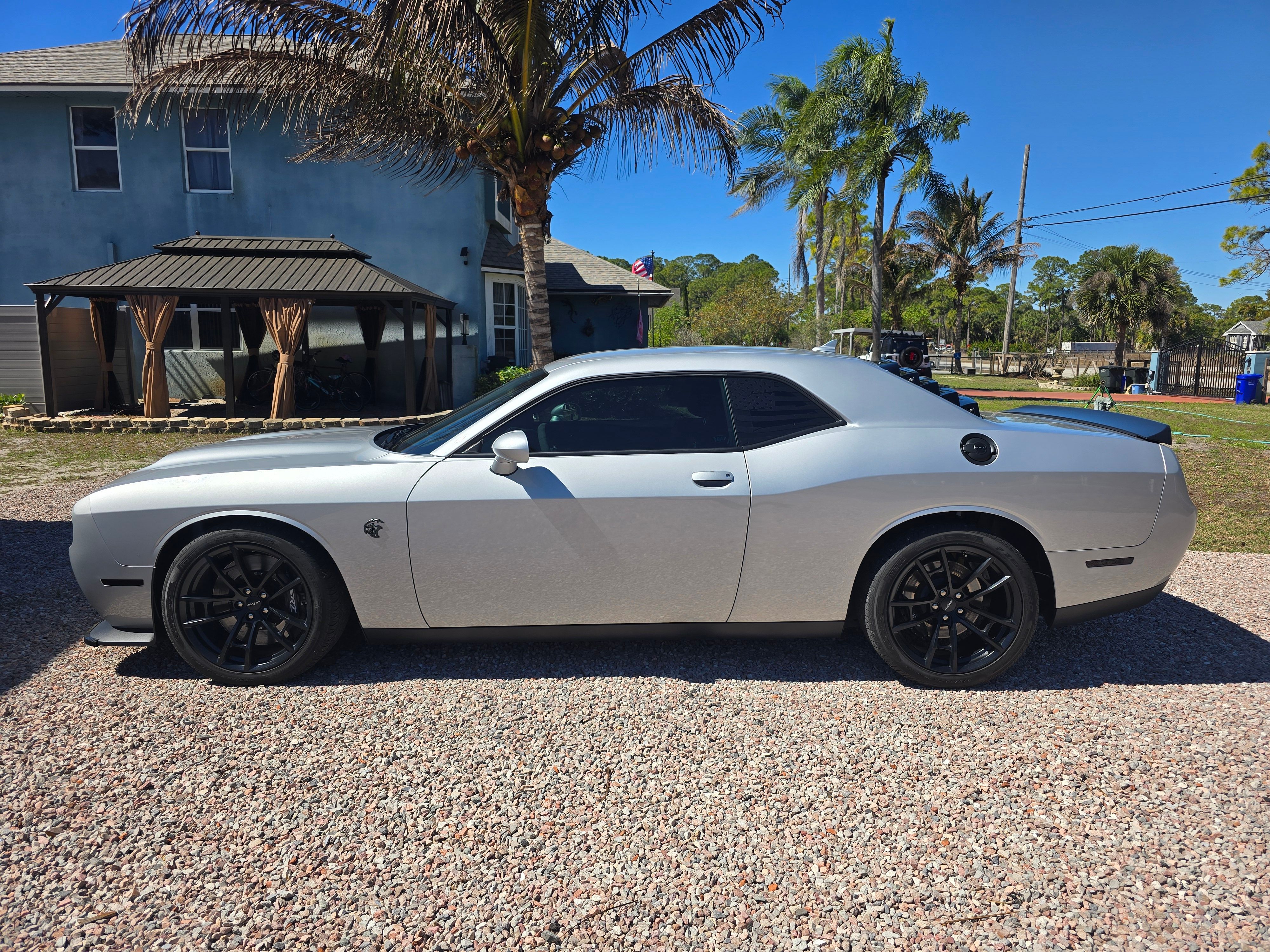 Used 2023 Dodge Challenger SRT Hellcat RWD image 8