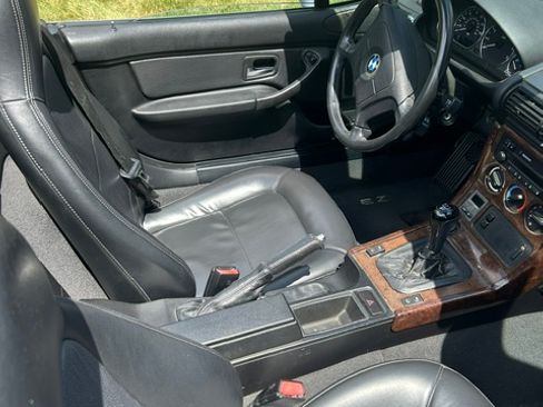 Used 1997 BMW Z3 2.8 RWD image 10