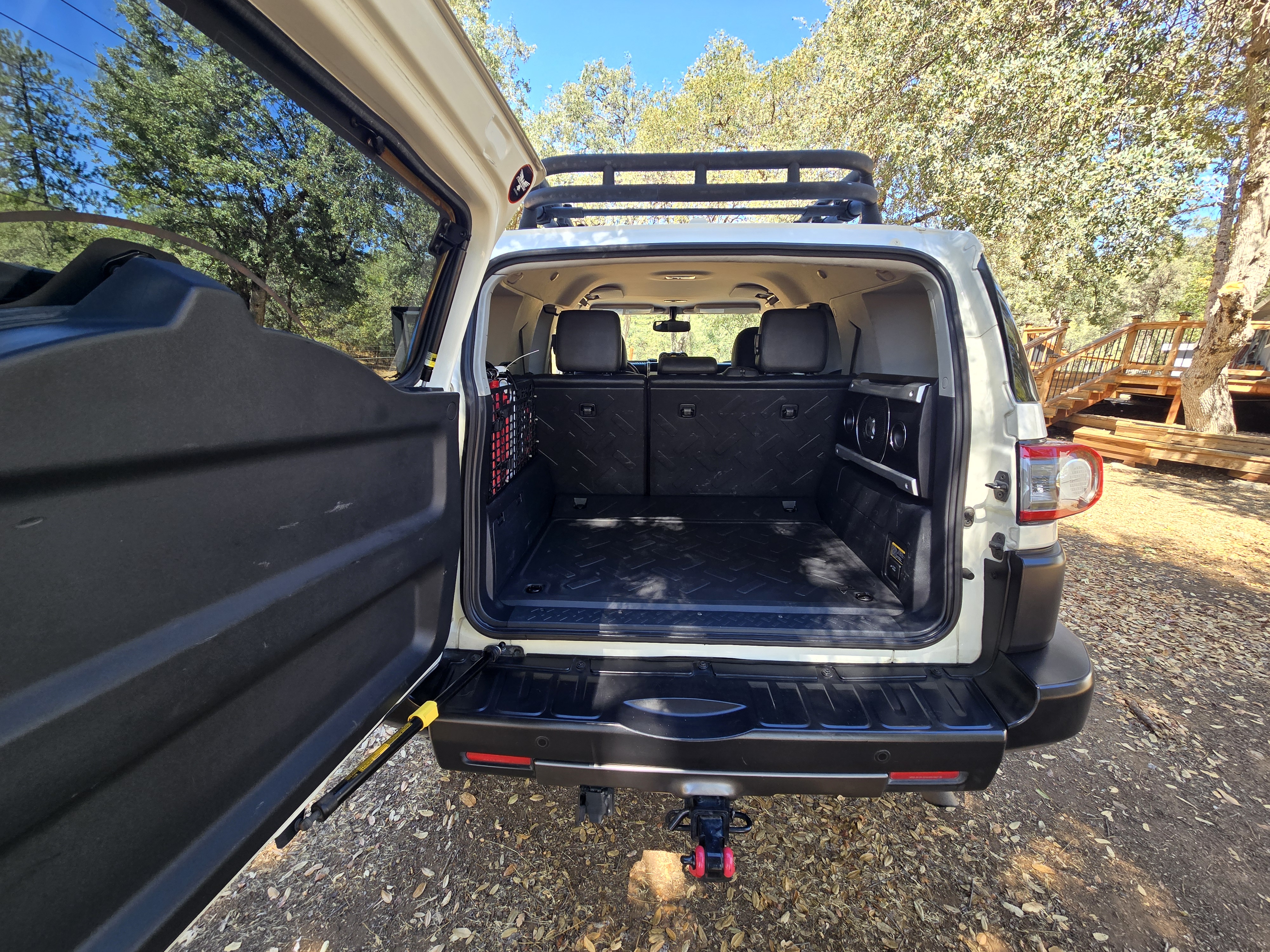 Used 2014 Toyota FJ Cruiser 4WD w/ Upgrade Package image 26