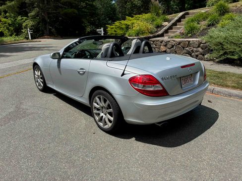 Used 2006 Mercedes-Benz SLK 350 image 17