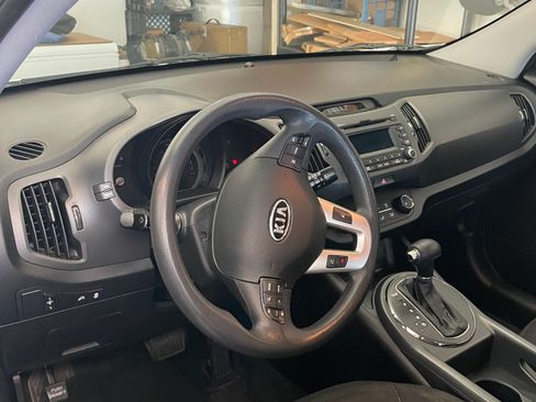Used 2012 Kia Sportage LX image 10