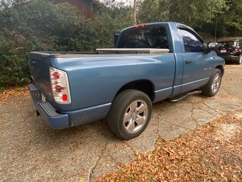 Used 2003 Dodge Ram 1500 Truck SLT image 10
