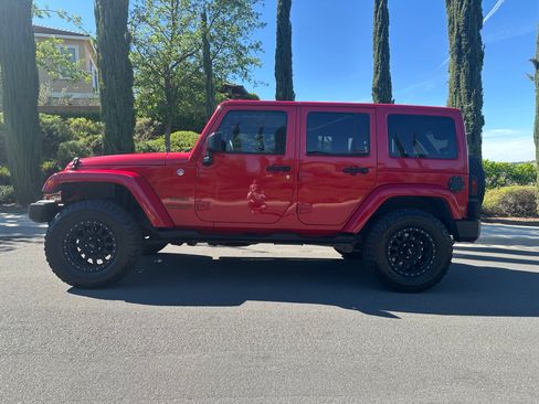 Used 2014 Jeep Wrangler Unlimited Sport w/ Quick Order Package 24S image 1