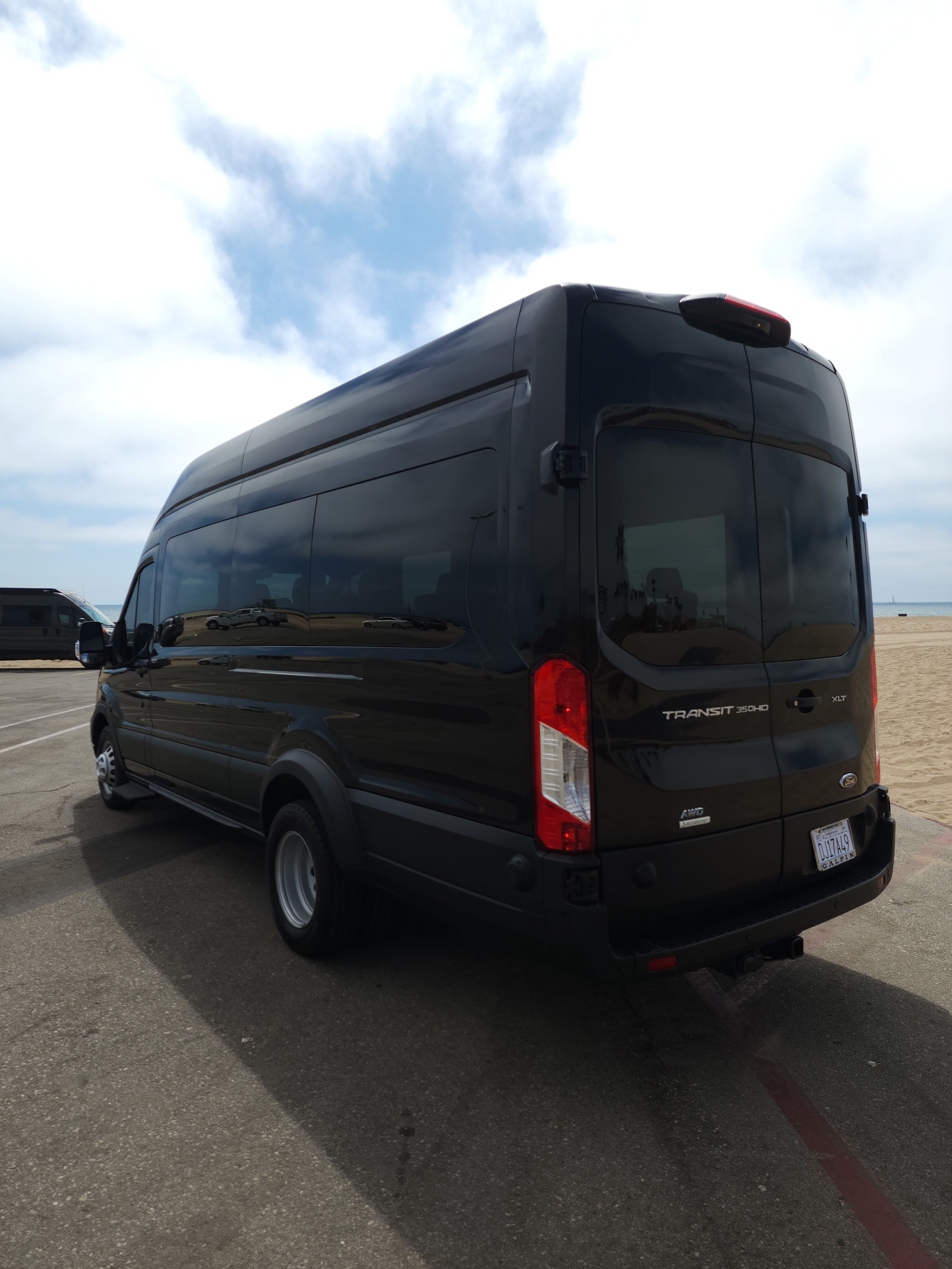 Used 2024 Ford Transit 350 XLT AWD/4WD image 4