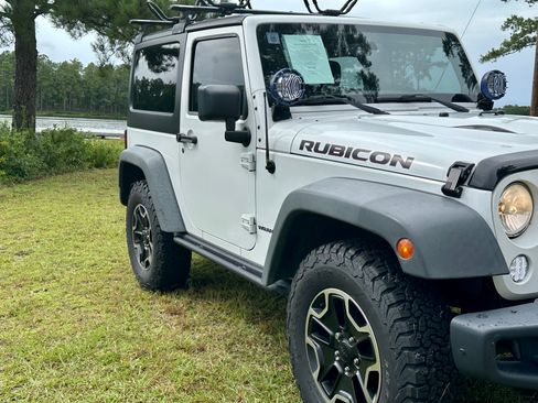 Used 2014 Jeep Wrangler Rubicon image 12