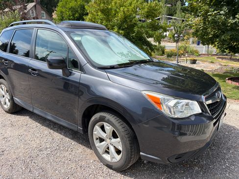 Used 2016 Subaru Forester 2.5i Premium AWD/4WD image 1