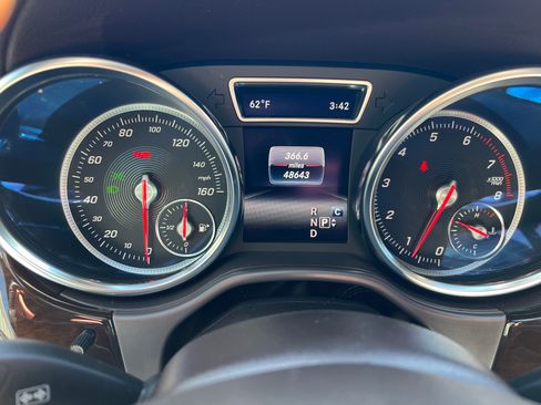 Used 2019 Mercedes-Benz GLS 450 4MATIC image 6