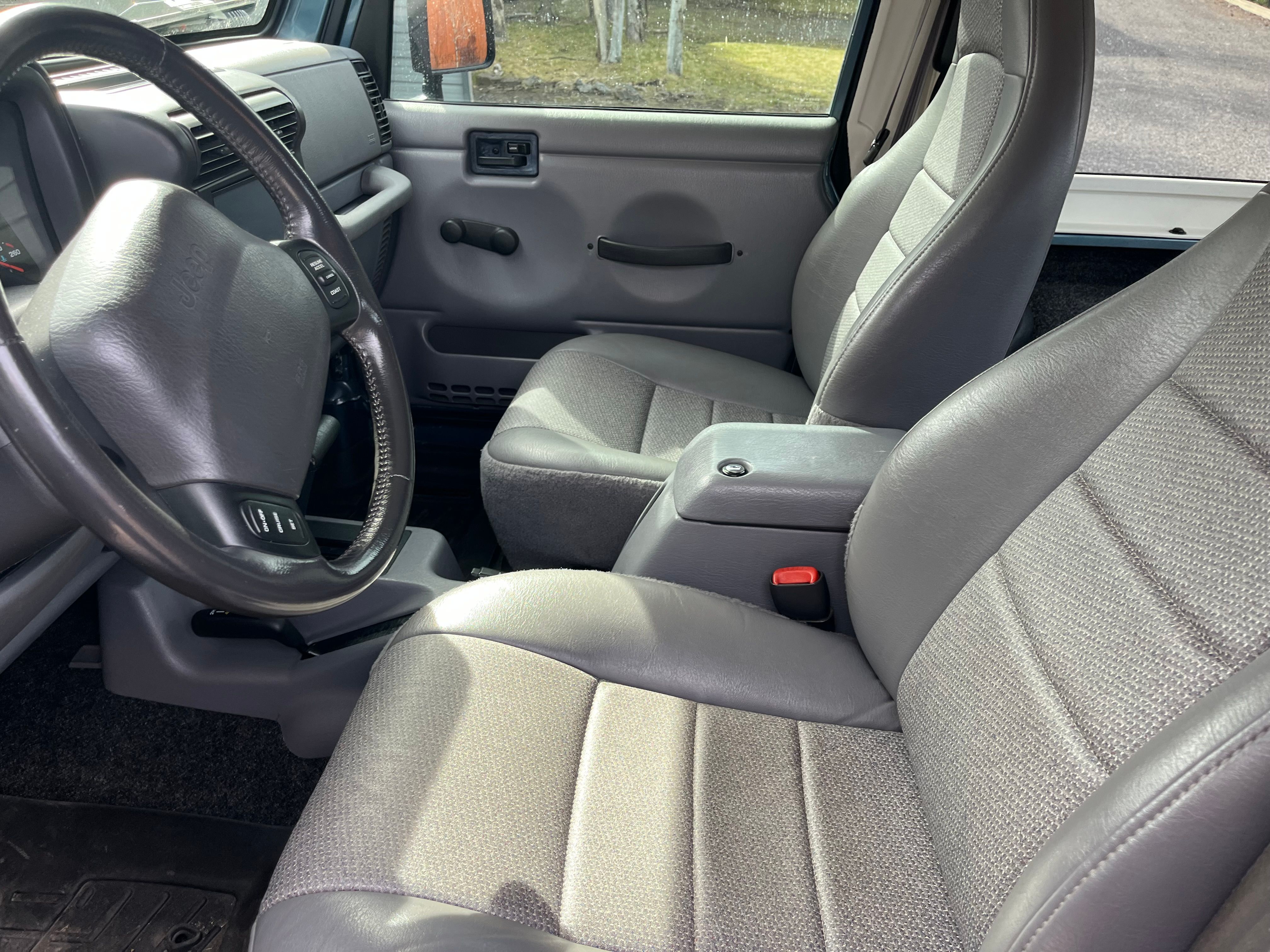 Used 1998 Jeep Wrangler Sport AWD/4WD image 9