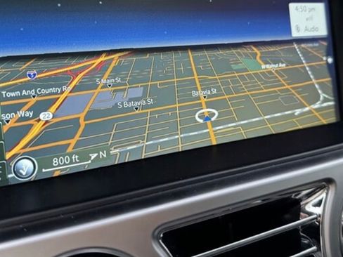 Used 2011 Rolls-Royce Ghost image 25