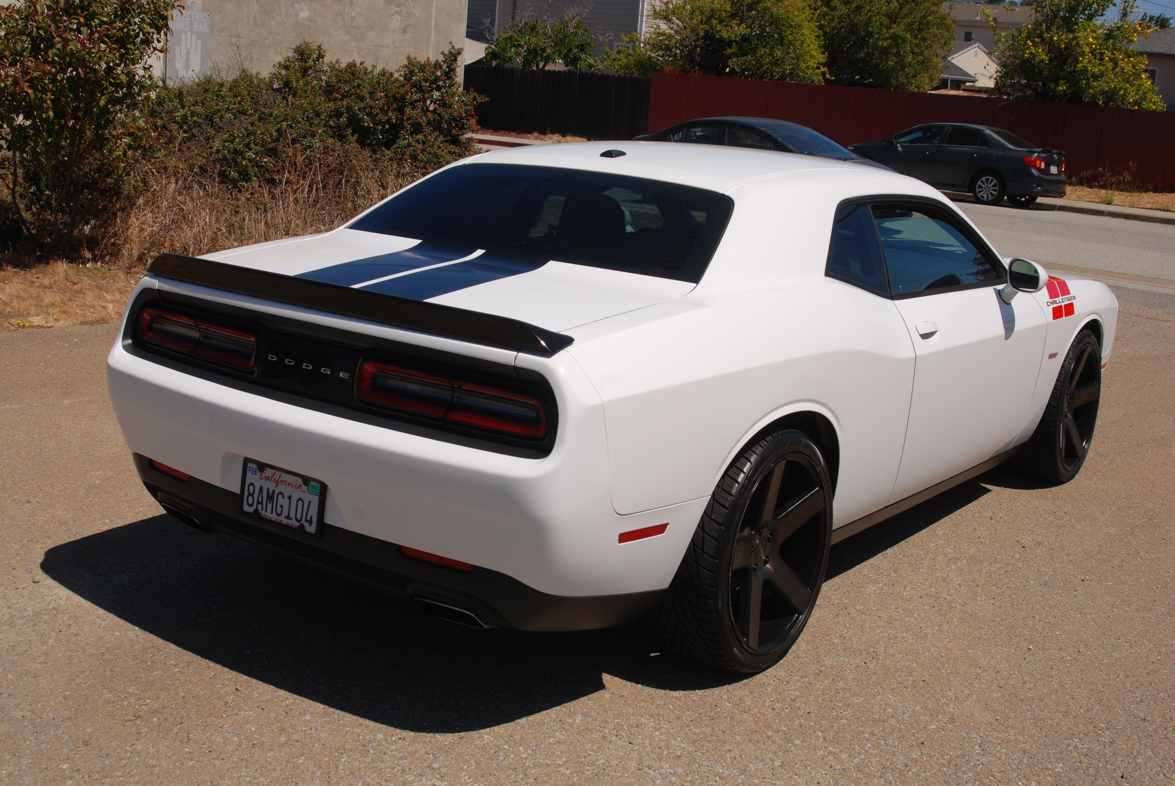 Used 2016 Dodge Challenger SXT RWD image 15