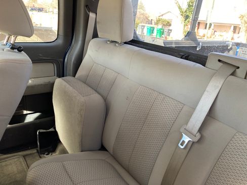 Used 2010 Ford F150 XLT image 11