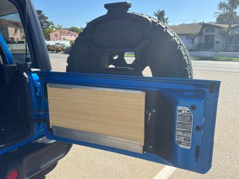 Used 2021 Jeep Wrangler Unlimited Rubicon 4xe w/ Dual Top Group image 10