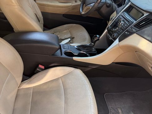 Used 2011 Hyundai Sonata Limited FWD image 8