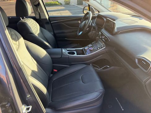 Used 2022 Hyundai Santa Fe Limited image 13