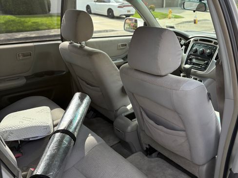 Used 2007 Toyota Highlander 2WD image 2